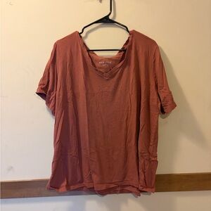 Ava & Viv Women's Rust Short Sleeve Tee
